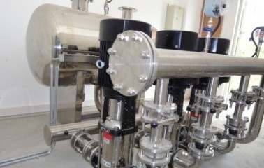 針對無塔供水器防腐措施和排水技能